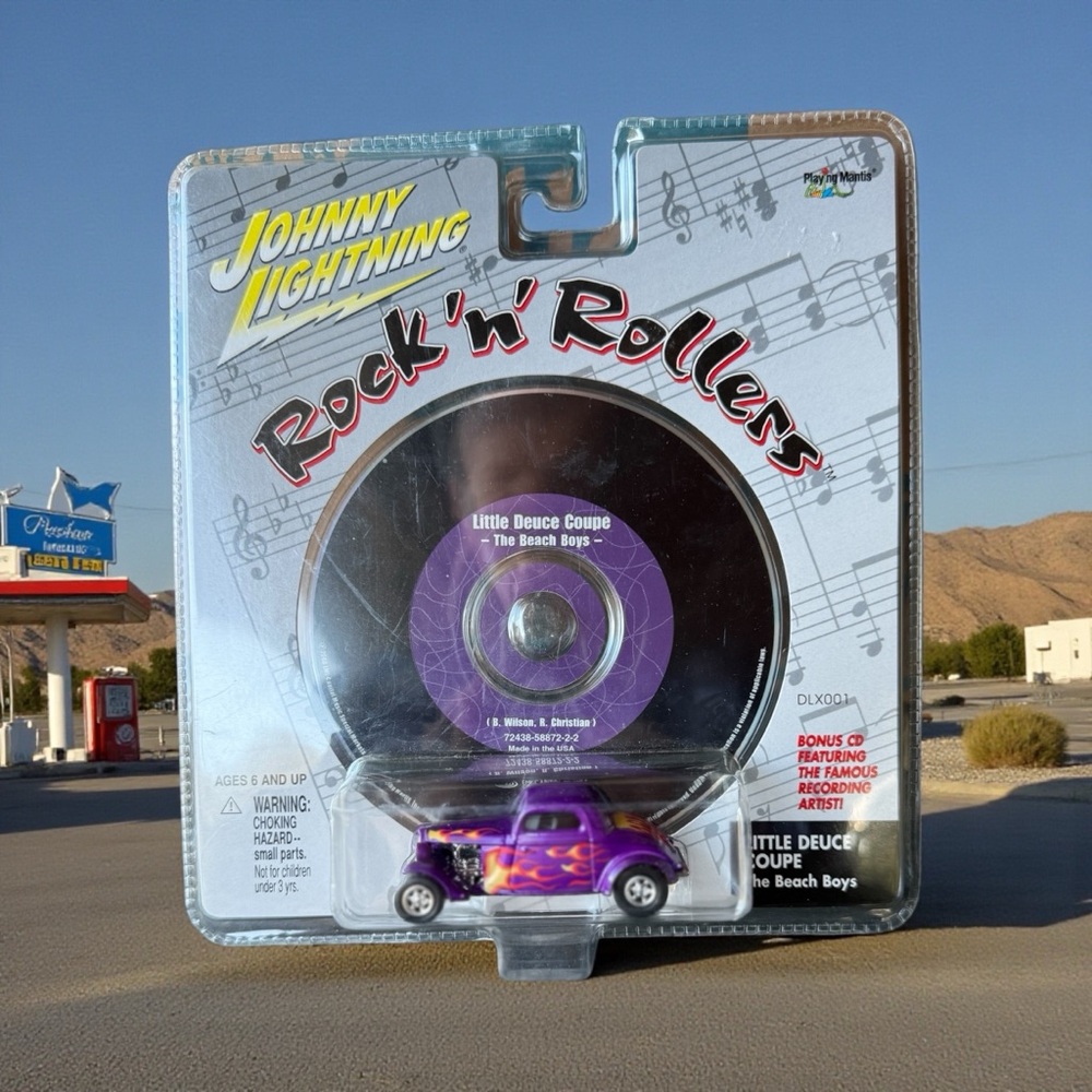 Johnny Lightning 1/64 Rock 'N Rollers Little Deuce Coupe Purple